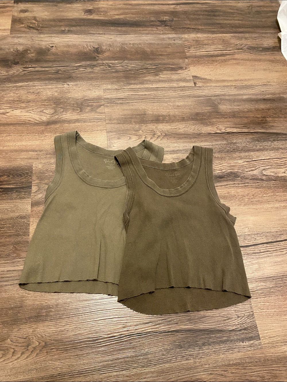 Women’s Dark Olive Ribbed Tank Top - Picture 4 of 4